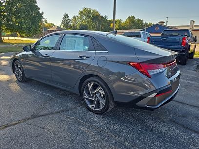 Used 2025 Hyundai Elantra SEL