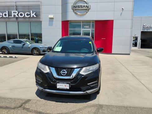 Used 2017 Nissan Rogue S AWD/4WD image 2