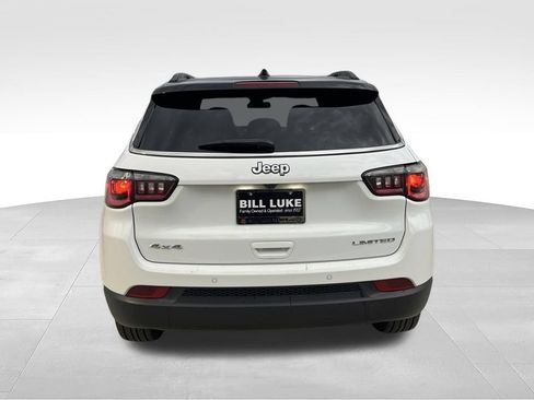 Used 2025 Jeep Compass Limited AWD/4WD image 8
