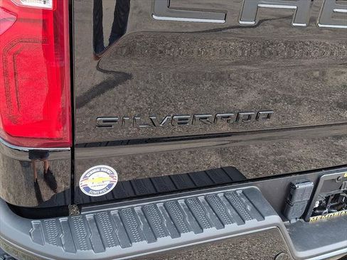 Used 2023 Chevrolet Silverado 1500 RST w/ Convenience Package II AWD/4WD image 32
