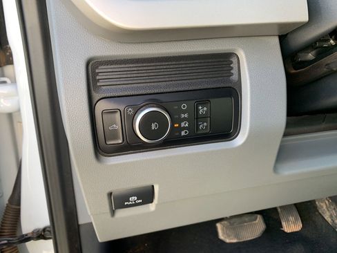 Used 2023 Ford F250 XLT image 18