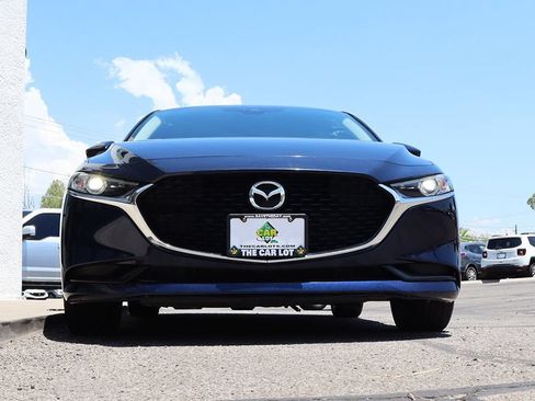Used 2019 MAZDA MAZDA3 Sedan FWD image 17
