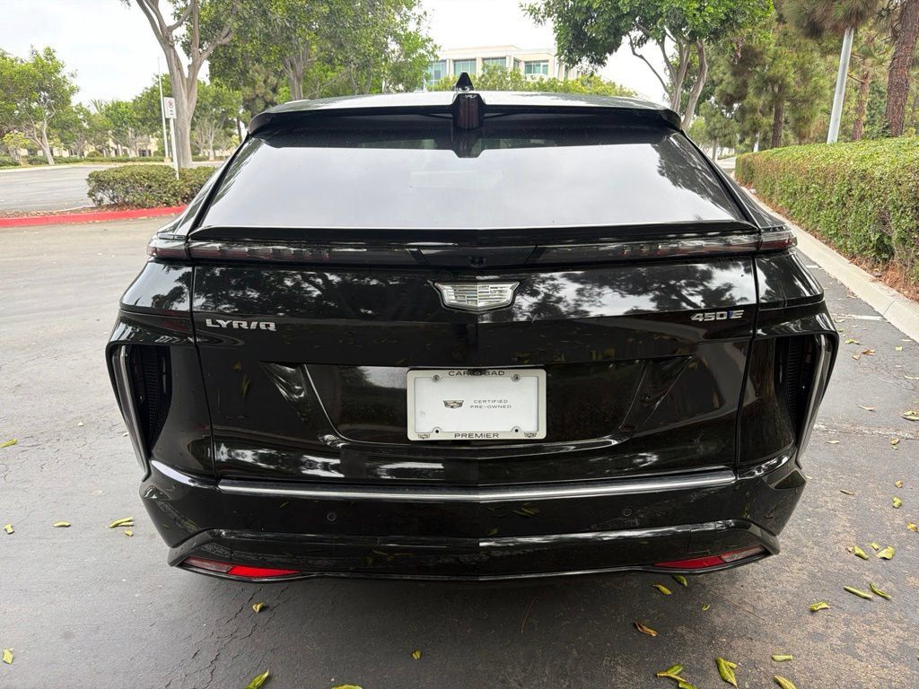 Used 2023 Cadillac Lyriq 2WD image 5