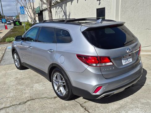 Used 2017 Hyundai Santa Fe FWD image 9