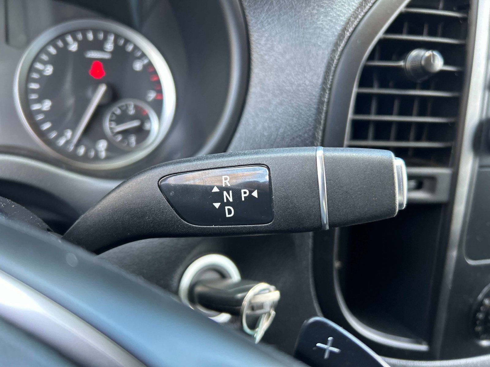 Used 2023 Mercedes-Benz Metris Passenger image 20