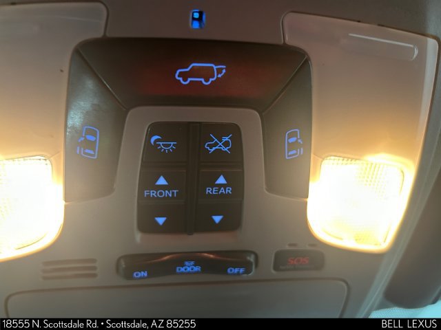 Used 2019 Toyota Sienna Limited Premium w/ Carpet Mat Package AWD/4WD image 26