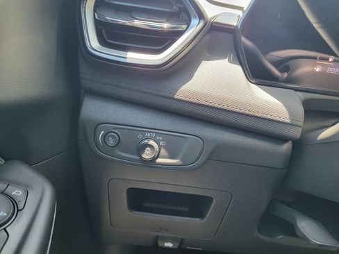 Certified 2024 Chevrolet TrailBlazer LT FWD image 16