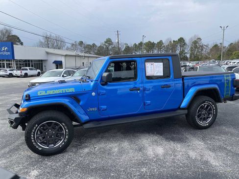 Used 2023 Jeep Gladiator Overland w/ Popular Equipment Package image 9