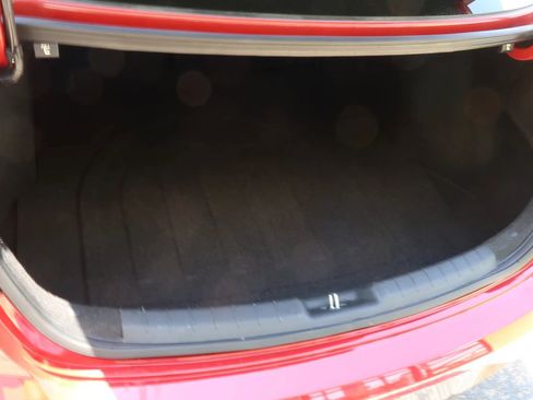 Used 2019 Hyundai Elantra SEL image 15