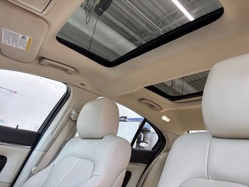 Used 2015 Lincoln MKS AWD w/ Equipment Group 101A image 22