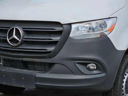 New 2024 Mercedes-Benz Sprinter 3500 image 9