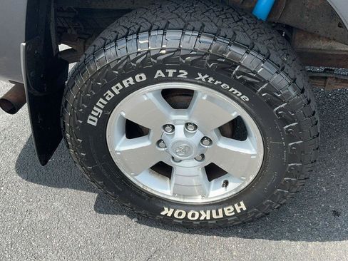 Used 2012 Toyota Tacoma 4x4 Double Cab w/ TRD Sport Pkg image 5