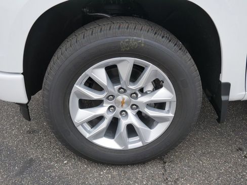 New 2026 Chevrolet Silverado 1500 Custom image 10