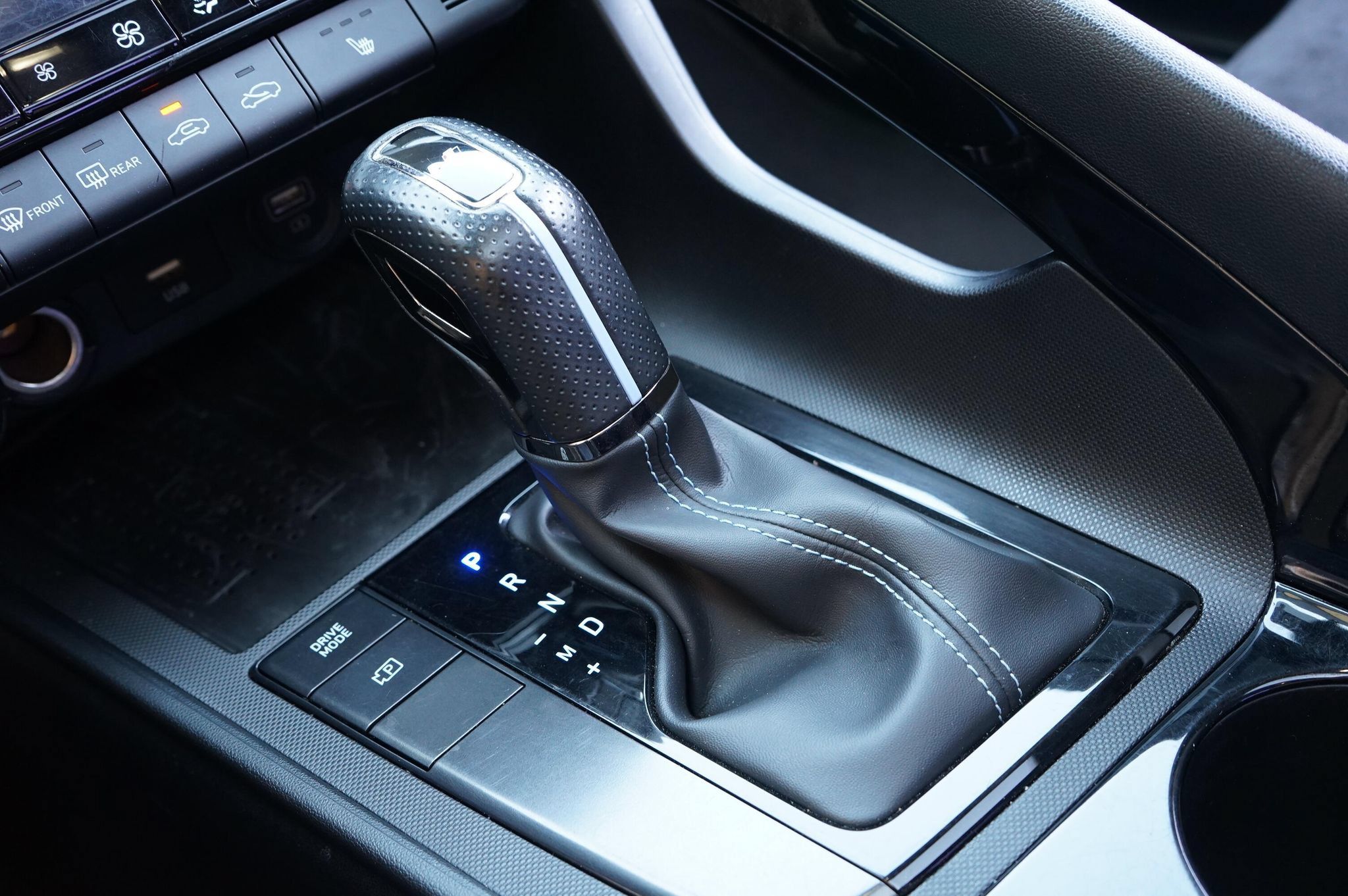 Used 2022 Hyundai Elantra N FWD image 17