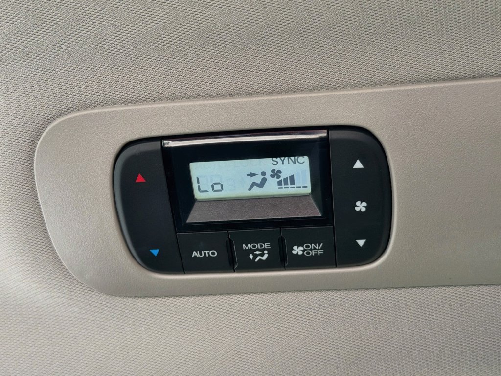 Used 2025 Honda Odyssey EX-L image 25
