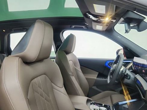 Used 2025 BMW X3 xDrive30i image 22