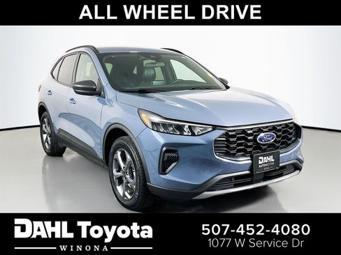 Used 2025 Ford Escape ST-Line image 1