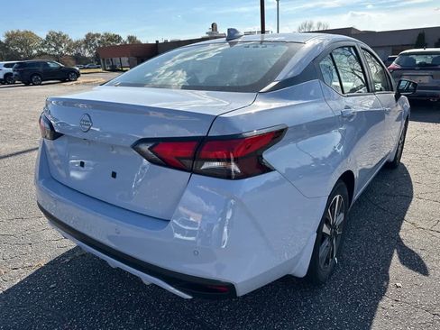 New 2025 Nissan Versa SV w/ Trunk Package FWD image 3