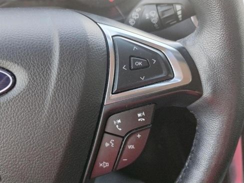 Used 2024 Ford Edge Titanium image 38