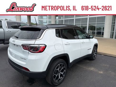 Used 2025 Jeep Compass Limited AWD/4WD image 5