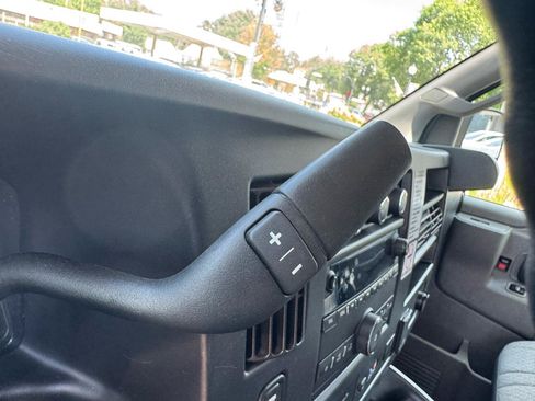 Used 2021 Chevrolet Express 2500 w/ Driver Convenience Package RWD image 22
