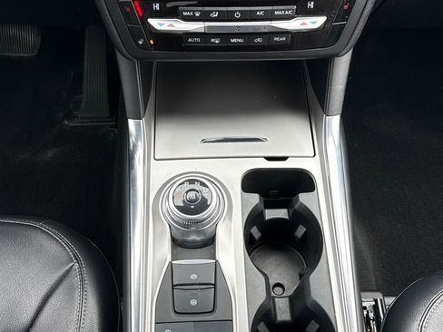 Certified 2020 Ford Explorer XLT w/ Equipment Group 202A image 13