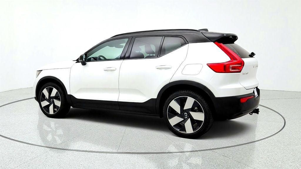 Used 2023 Volvo XC40 Recharge Ultimate AWD/4WD image 7