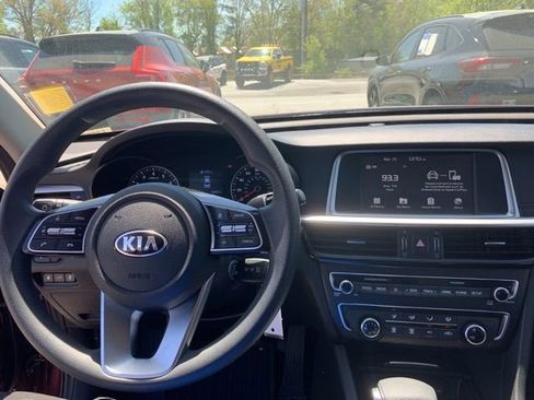Used 2020 Kia Optima LX FWD image 23