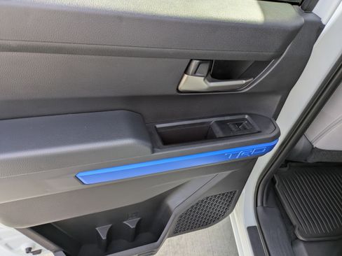 Used 2024 Toyota Tacoma TRD Sport image 16