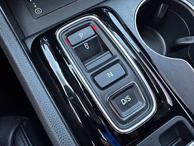 Used 2025 Honda Pilot Black Edition image 27