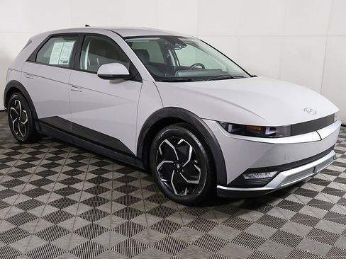 Used 2023 Hyundai Ioniq 5 SEL w/ Cargo Package image 2