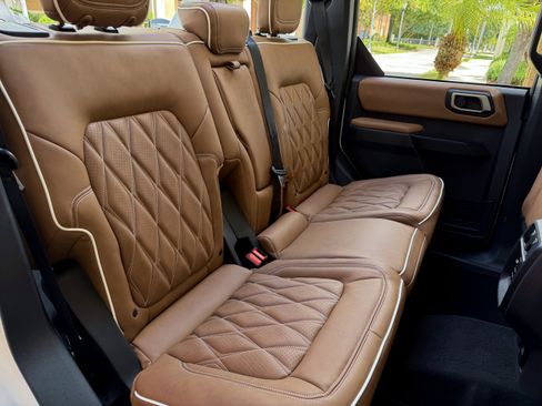 Used 2025 Ford Bronco Outer Banks image 25