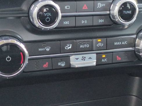 Used 2025 Ford F150 XLT w/ Equipment Group 302A MID AWD/4WD image 27