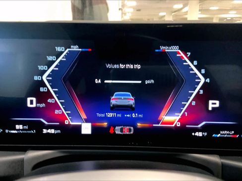 Used 2025 BMW 440i xDrive Coupe w/ Premium Package image 26