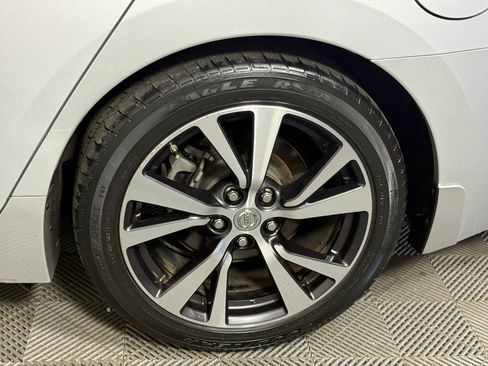 Used 2017 Nissan Maxima 3.5 SL w/ Interior Lighting Package image 8