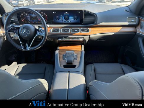 New 2025 Mercedes-Benz GLE 450 GLE 450 image 2