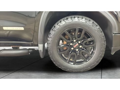 Used 2020 GMC Sierra 1500 Elevation AWD/4WD image 19