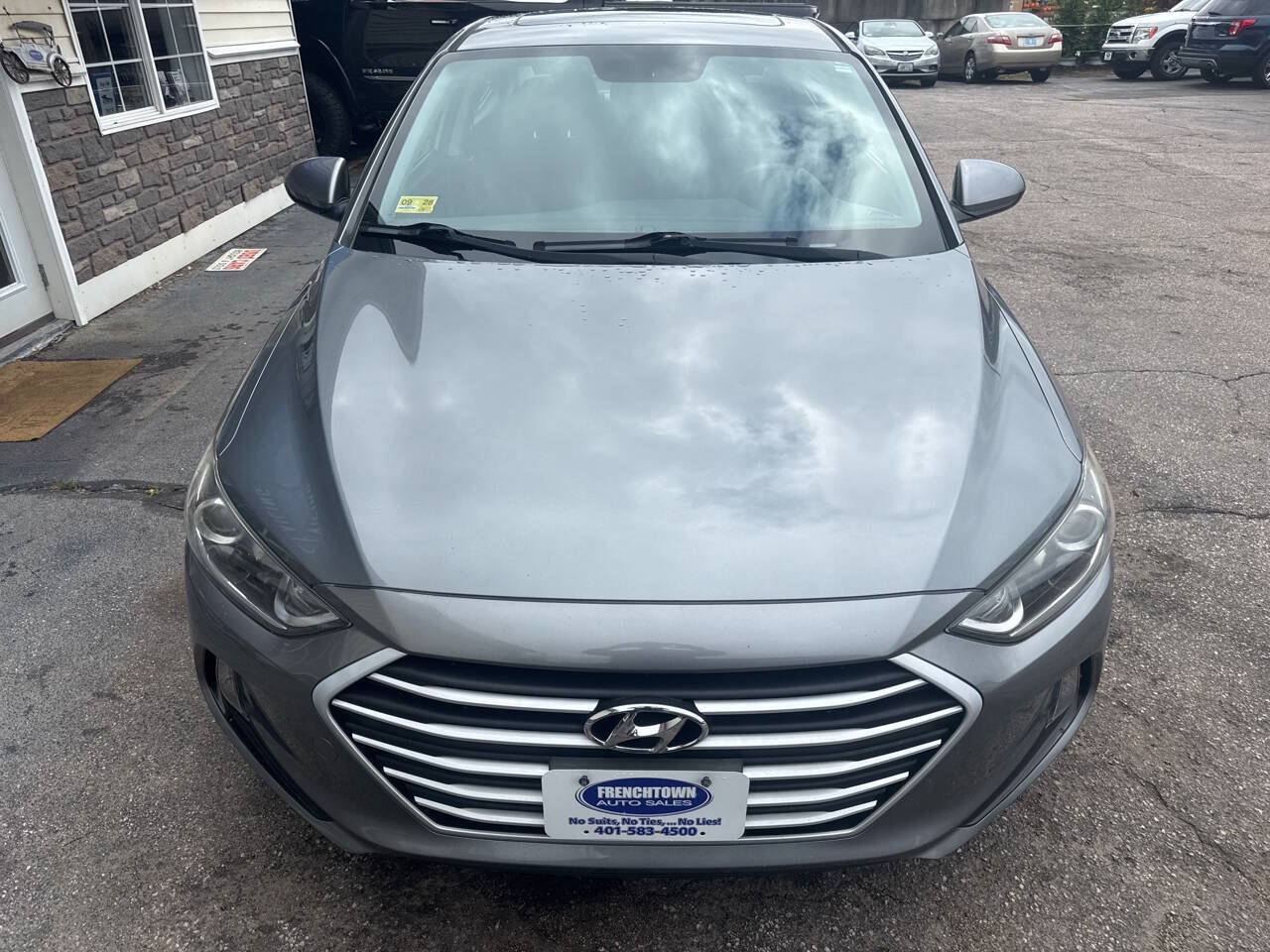 Used 2017 Hyundai Elantra Value Edition FWD image 5