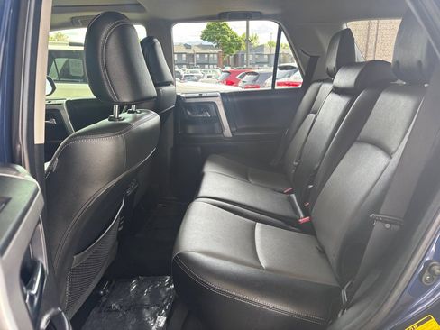 Used 2019 Toyota 4Runner SR5 Premium AWD/4WD image 22