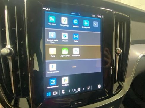 Used 2025 Volvo S60 B5 Core FWD image 20