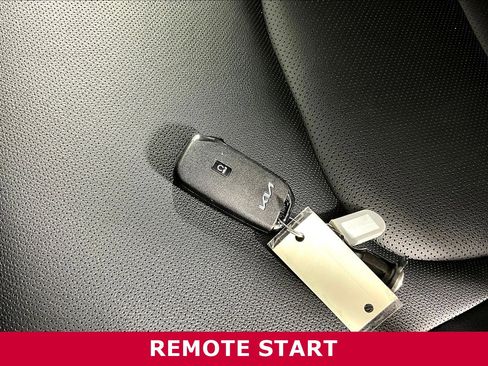 Certified 2025 Kia Sportage EX FWD image 30