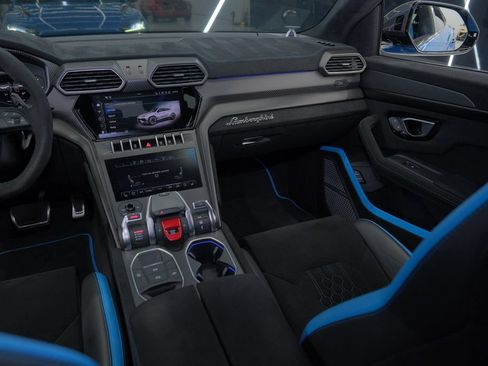 Used 2024 Lamborghini Urus Performante AWD/4WD image 59