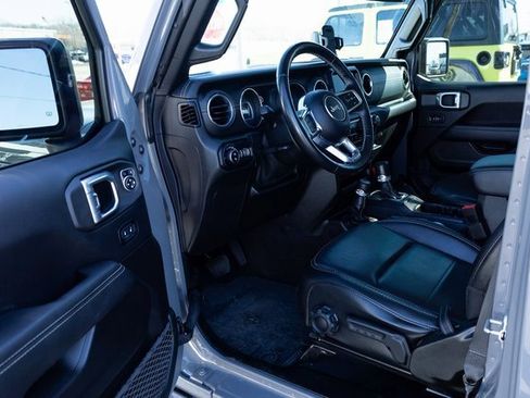 Used 2021 Jeep Gladiator Overland image 7