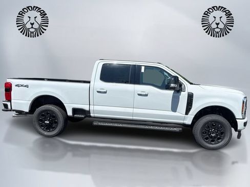 New 2026 Ford F250 Lariat w/ Black Appearance Package AWD/4WD image 5