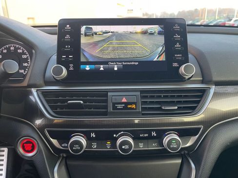 Used 2022 Honda Accord Sport image 9