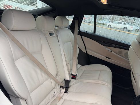 Used 2012 BMW 535i Gran Turismo image 25