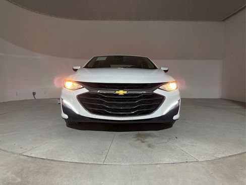 Used 2025 Chevrolet Malibu LT image 24