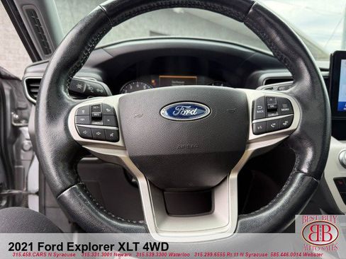 Used 2021 Ford Explorer XLT w/ Equipment Group 202A AWD/4WD image 21