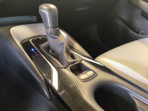 Used 2019 Toyota Corolla SE w/ Carpet Mat Package image 26