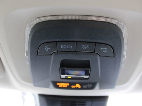 Used 2024 Toyota Corolla LE image 49